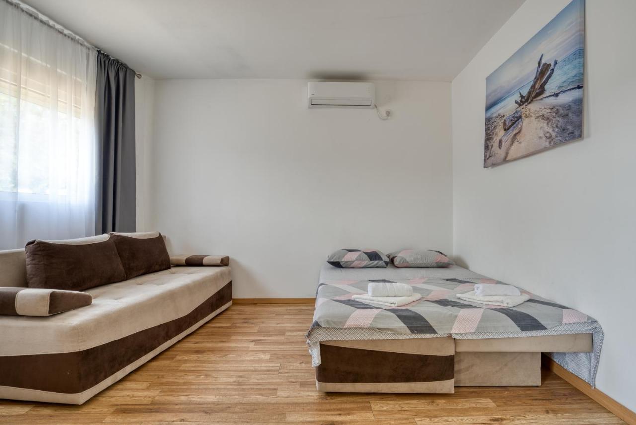 Apartmani Cukic Rafailovici Будва Экстерьер фото