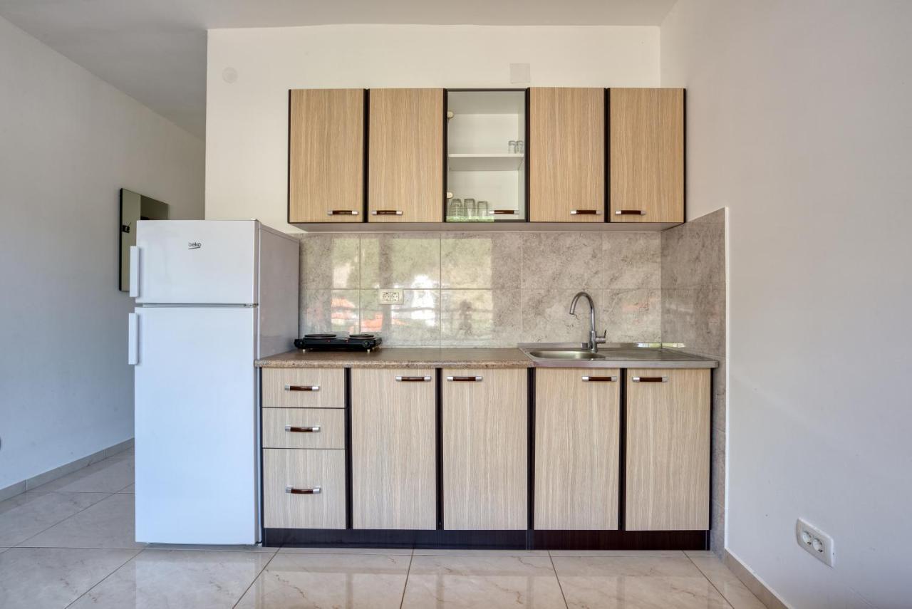 Apartmani Cukic Rafailovici Будва Экстерьер фото