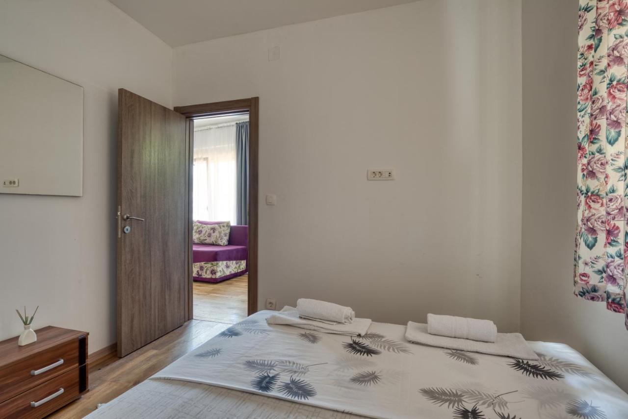 Apartmani Cukic Rafailovici Будва Экстерьер фото