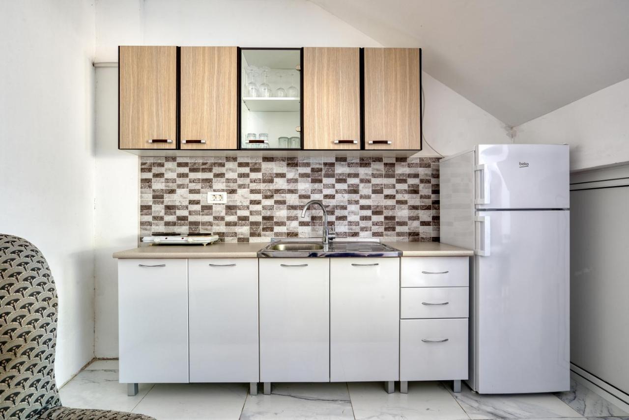 Apartmani Cukic Rafailovici Будва Экстерьер фото